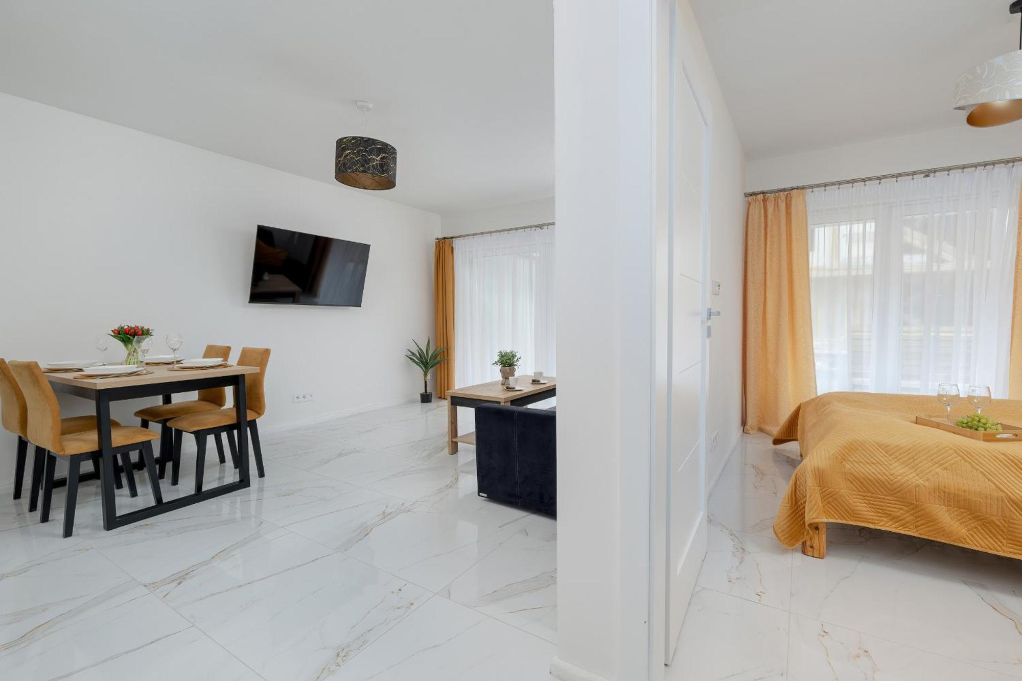 Miedzywodzie Beautiful Apartment With Garden & Parking By Noclegi Renters Eksteriør bilde